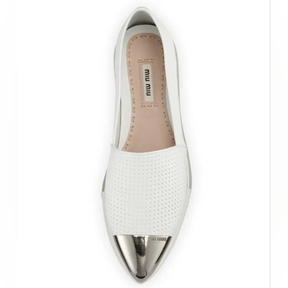 Miu Miu Embossed white metallic silver Leather Cap-Toe loafers 37 us size 6.5‎ 7